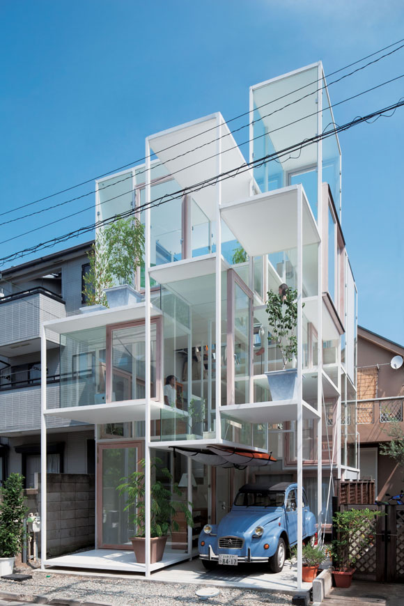 全面ガラス張りで いろんな意味でみるものの眼を奪う東京にある建築物 House Na 注文住宅 家づくりのことならone Project注文住宅 家づくりのことならone Project