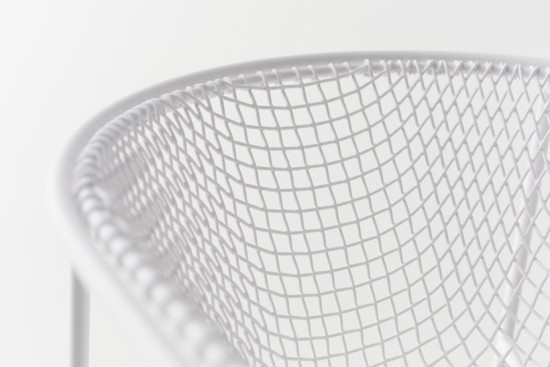 平安時代から続く京金網を手がける金網つじとnendoがこれボレーションして生まれた金網「basket-container」