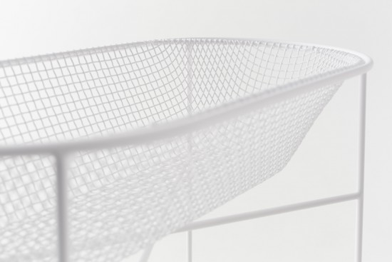 平安時代から続く京金網を手がける金網つじとnendoがこれボレーションして生まれた金網「basket-container」