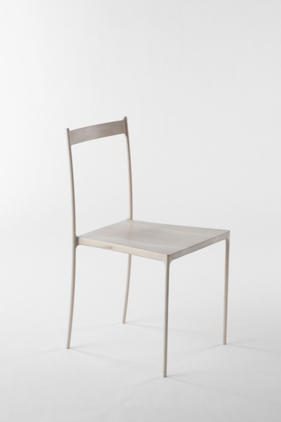 脚の太さが15mmしかない木製の椅子「 cord-chair」