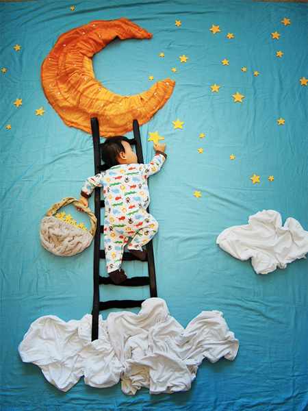 かわいい赤ちゃんの寝相アート