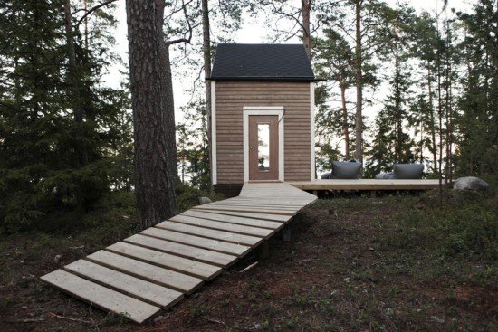 森の中の小さな小屋「Nido」